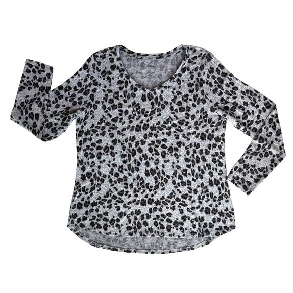 Sonoma Gray Animal Print Shirt Women L Soft Lightweight Pullover Cozy Lounge Top - Picture 1 of 12